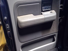 2005 FORD F-150 NAVY BLUE CREW CAB 5.4L AT